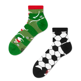 FOOTBALL FAN QUARTER